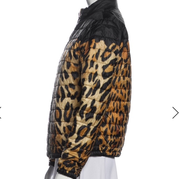 Escada Black and Animal Print Leopard Quilted puffer Jacket 36 / 4-6 / M - Picture 6 of 7